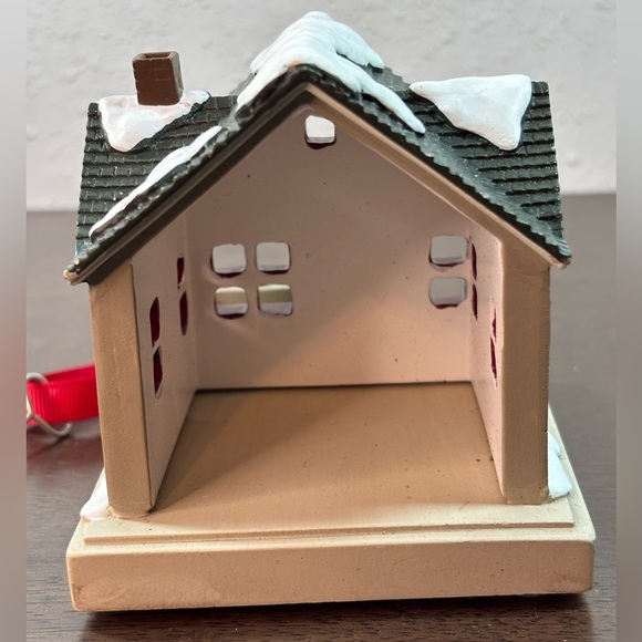 Hallmark Festive Christmas at Evergreen Stocking Holder - Picture 3 of 7